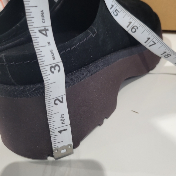 UGG Women's Black Suede Clogs - Picture 9 of 9